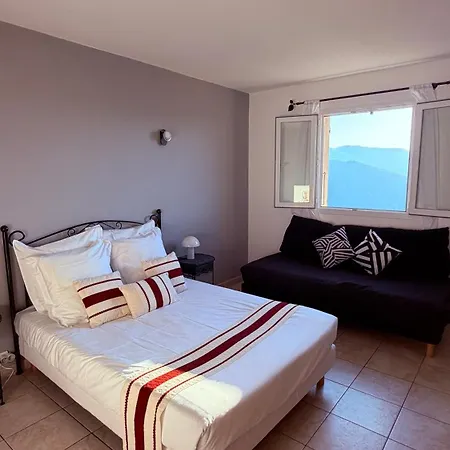 La Maison Cm Nessa
