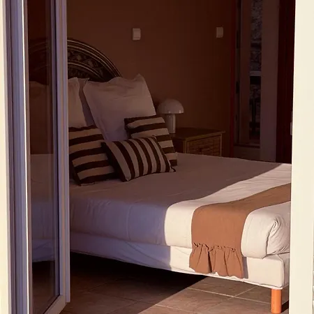 La Maison Cm Πανσιόν