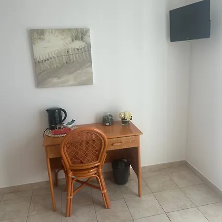 La Maison Cm Πανσιόν